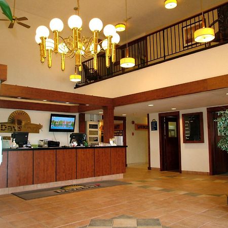 Days Inn By Wyndham Bridgewater Conference Center Kültér fotó