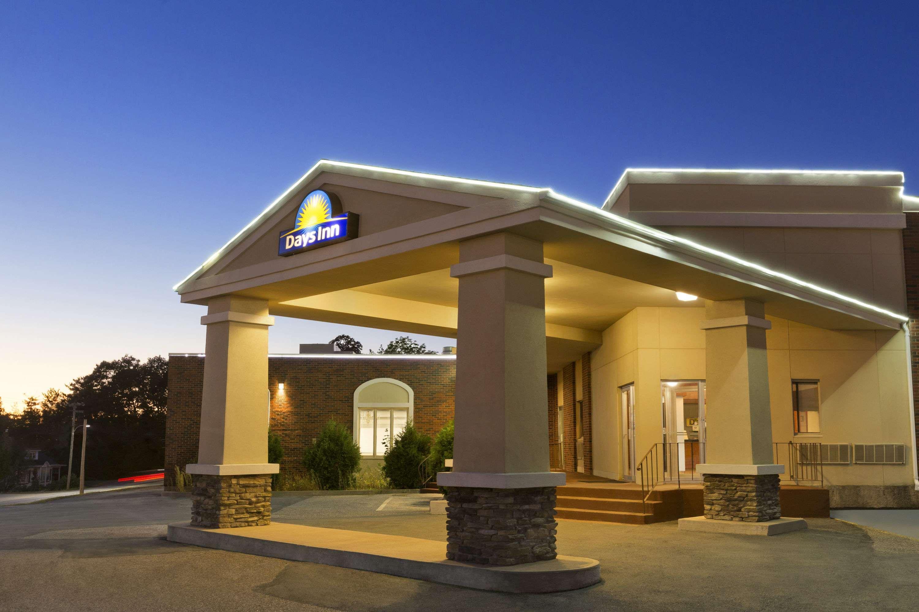 Days Inn By Wyndham Bridgewater Conference Center Kültér fotó