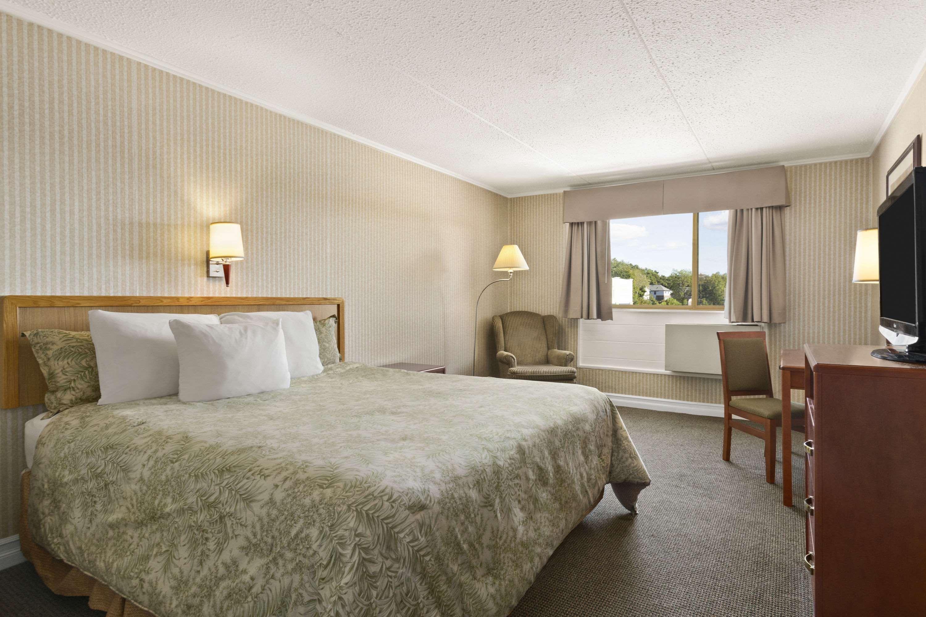 Days Inn By Wyndham Bridgewater Conference Center Kültér fotó