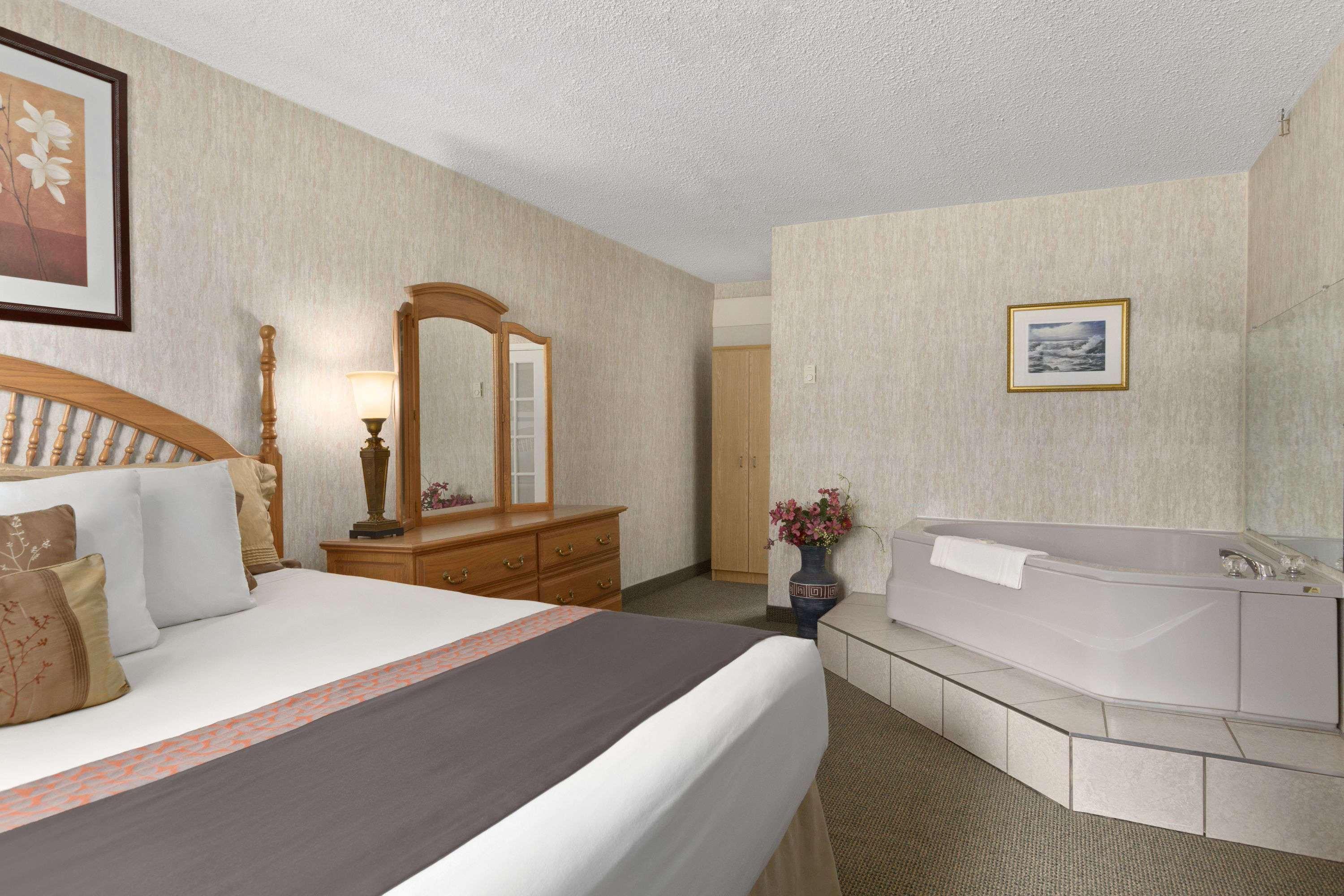 Days Inn By Wyndham Bridgewater Conference Center Kültér fotó
