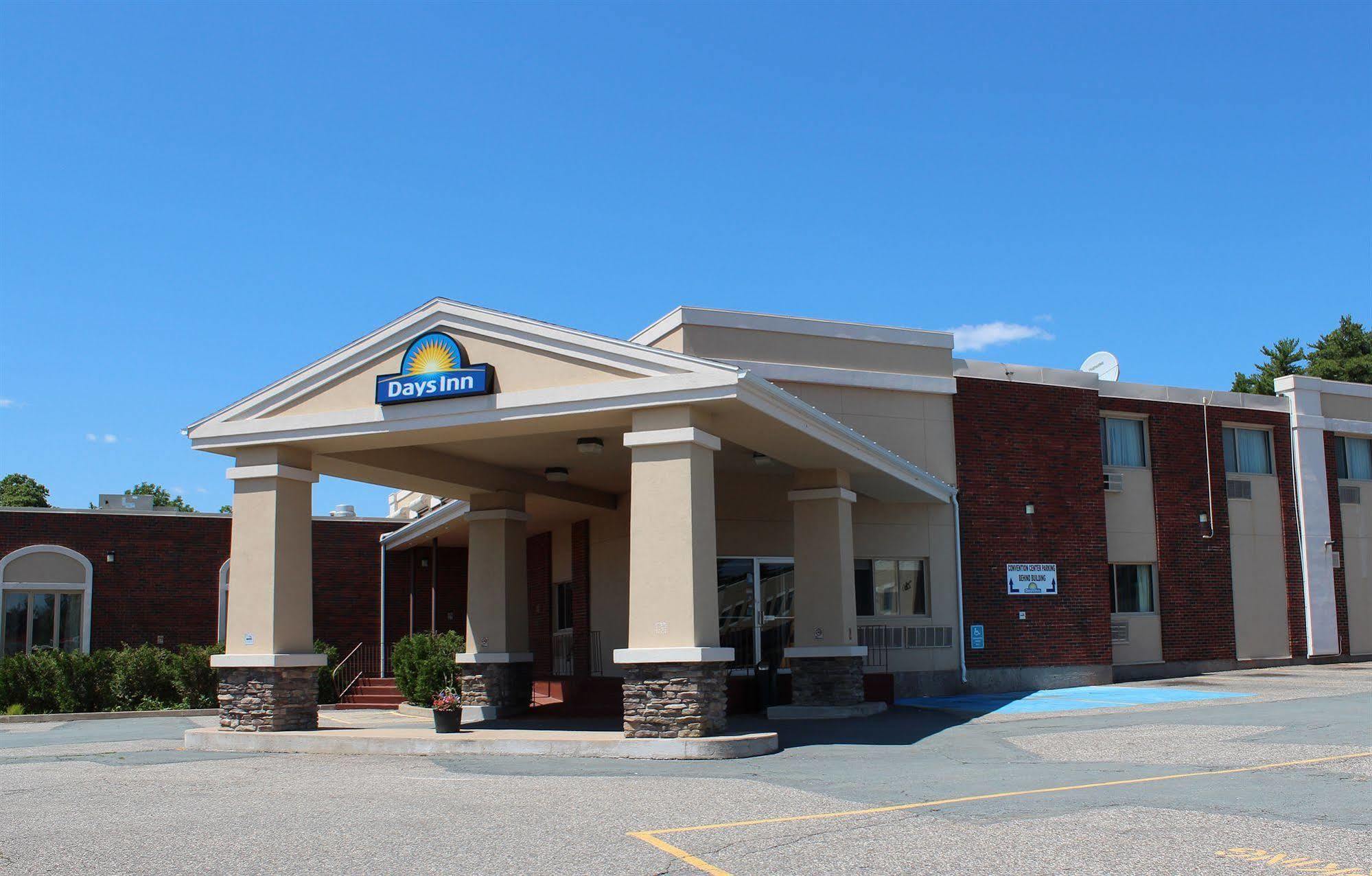 Days Inn By Wyndham Bridgewater Conference Center Kültér fotó